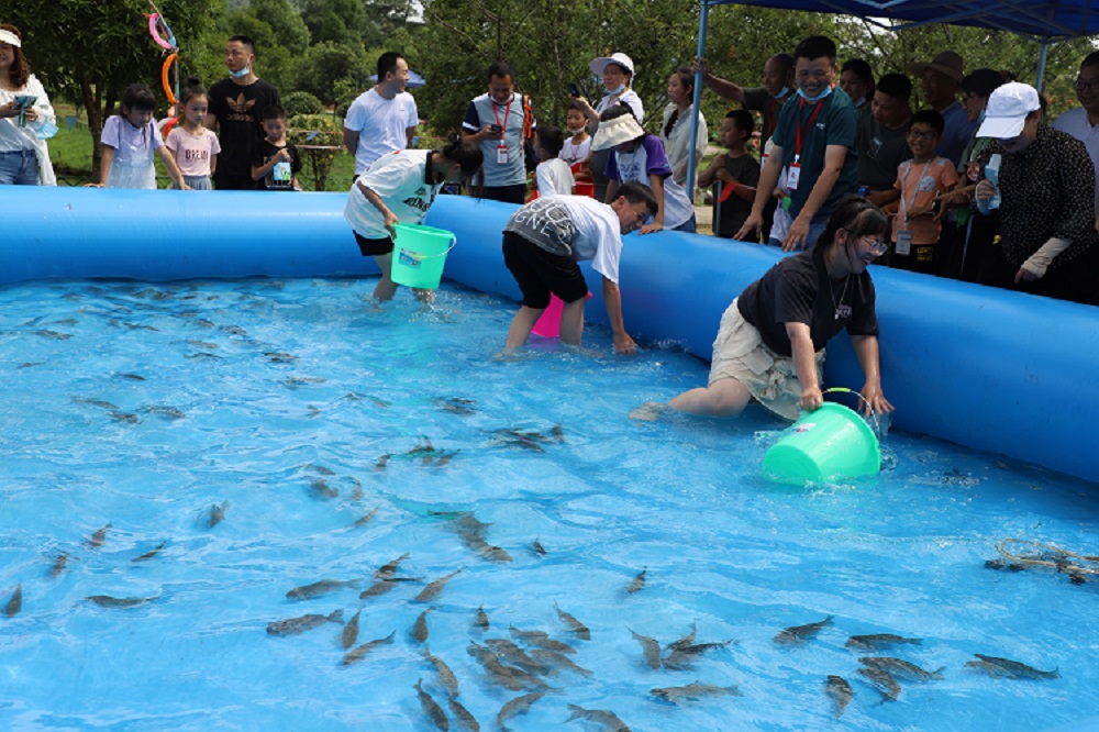 員工風(fēng)采 員工風(fēng)采